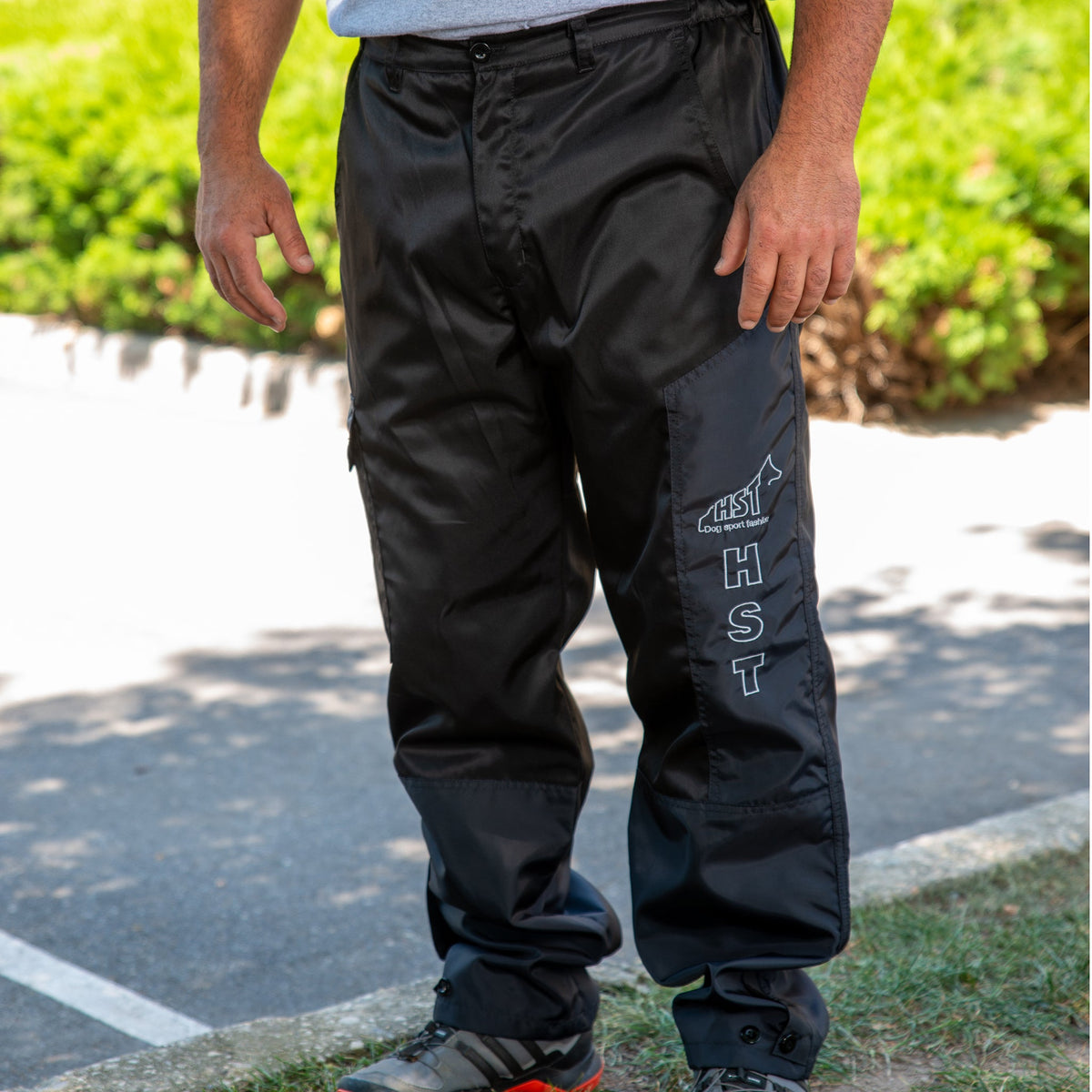 HST Perfekt Dog Training Handler Pants Features Synthetic zones in